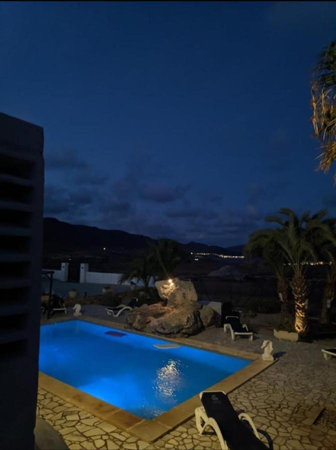 Bungalows & Estudios Los Escullos Almería Exterior photo